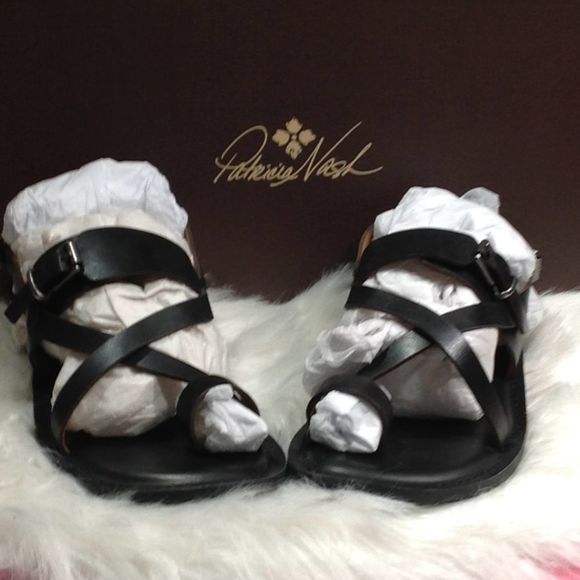 Patricia Nash Fidella Leather Toe-Loop Sandals - Picture 5 of 15